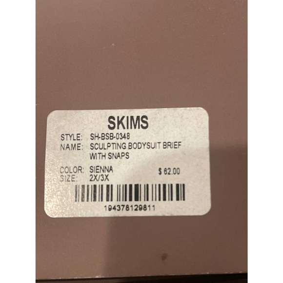 NEW SKIMS SCULPTING BODYSUIT With SNAPS Sienne Women's Size 2X/3X - Picture 8 of 8